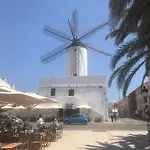 Coves Noves Of 75 M2 10 Minutes Walk From The Of Arenal D'en Castell Apartment