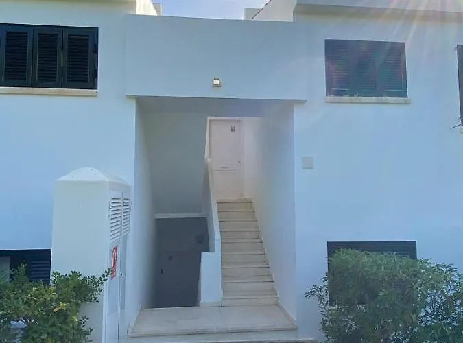 Coves Noves Of 75 M2 10 Minutes Walk From The Of Arenal D'en Castell *