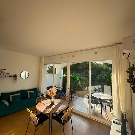 Coves Noves Of 75 M2 10 Minutes Walk From The Of Arenal D'en Castell Apartament